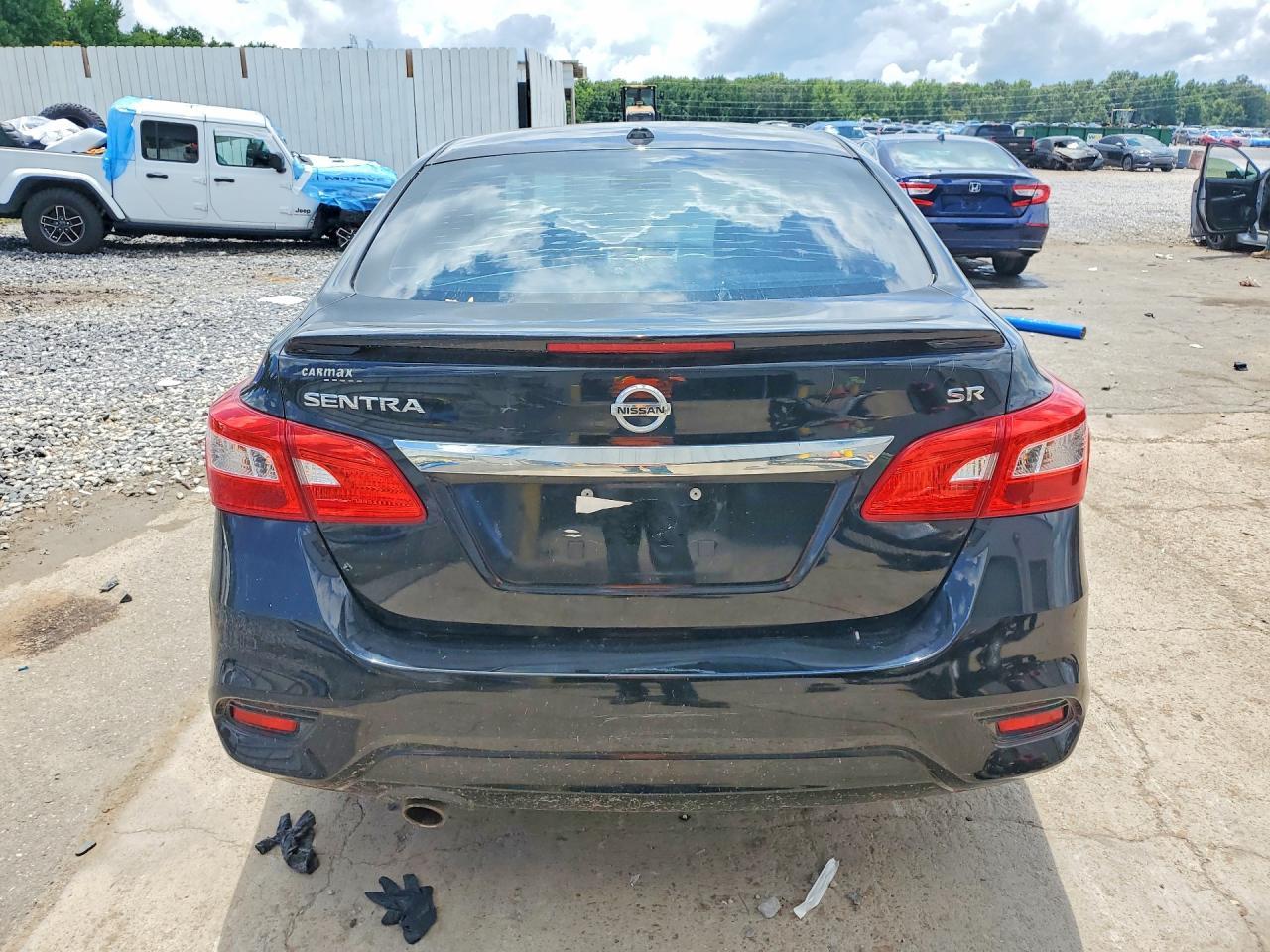 2017 Nissan Sentra - Фото 6