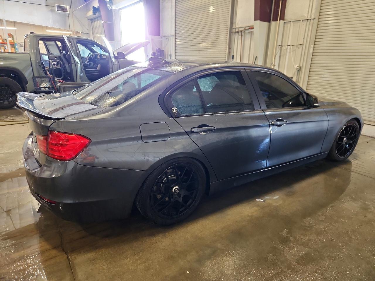 2013 BMW 328 Xi - Фото 3