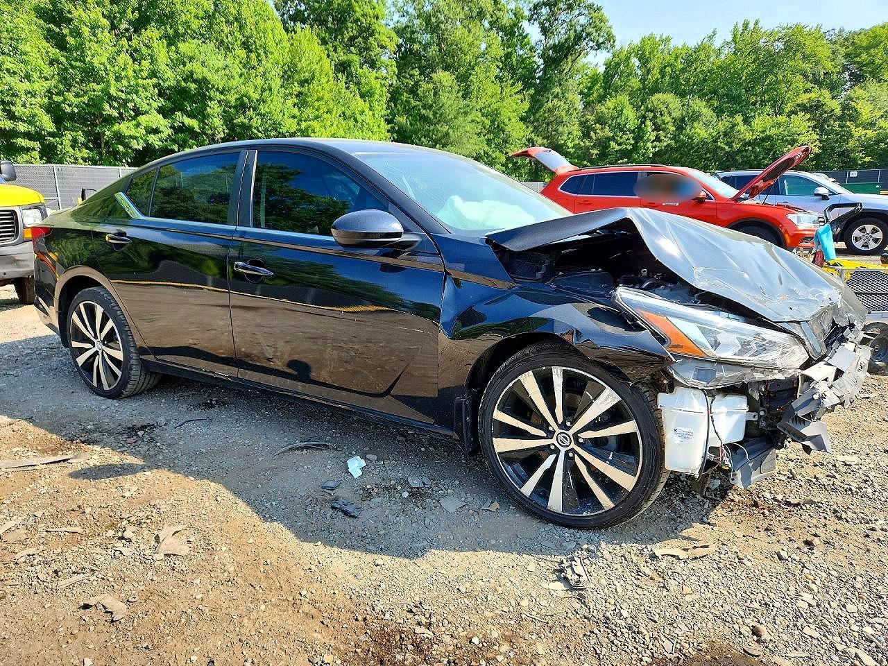 2020 Nissan Altima Sr - Фото 4