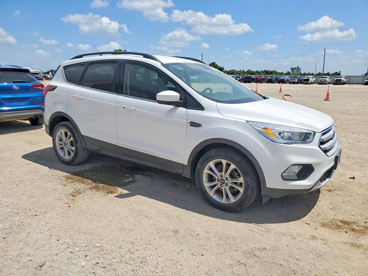 2019 Ford Escape Sel - Фото 4