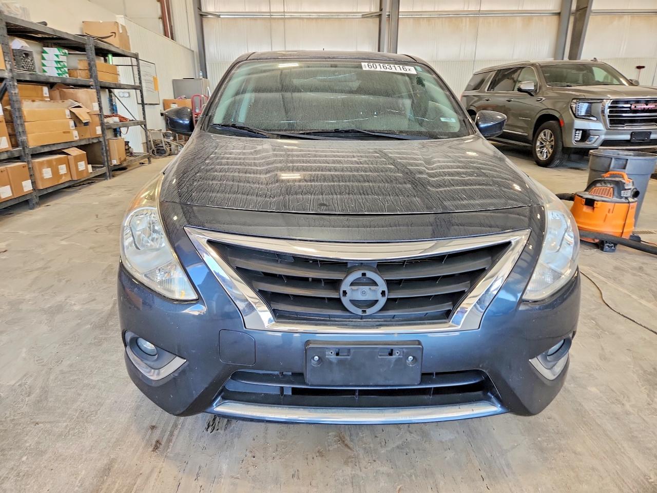 2017 Nissan Versa 1.6 S - Фото 5