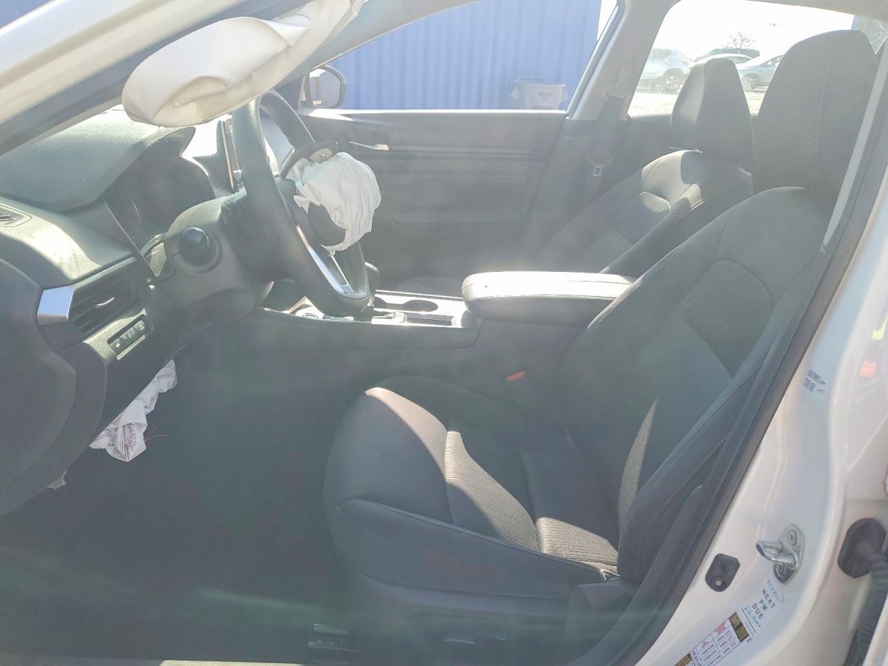 2019 Nissan Altima S - Image 7