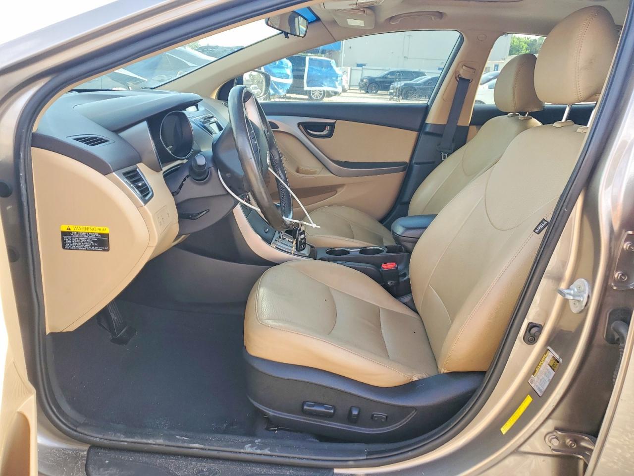 2013 Hyundai Elantra Limited - Image 7