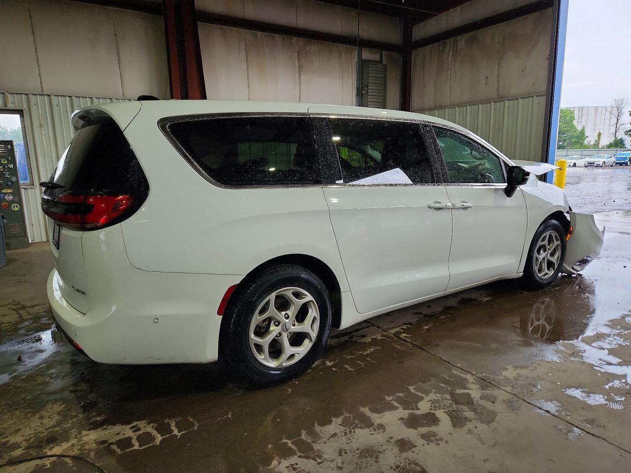 2024 Chrysler Pacifica Limited - Фото 3