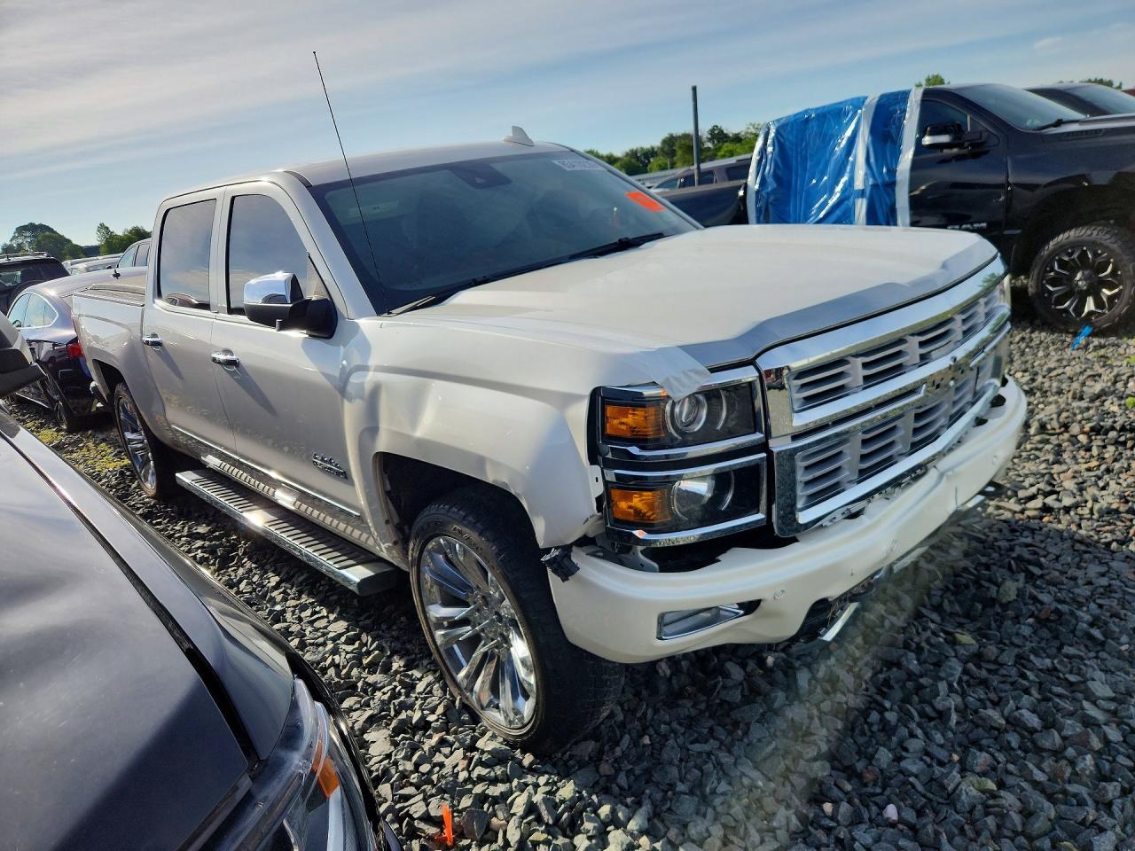 2015 Chevrolet Silverado K1500 High Country - Image 4