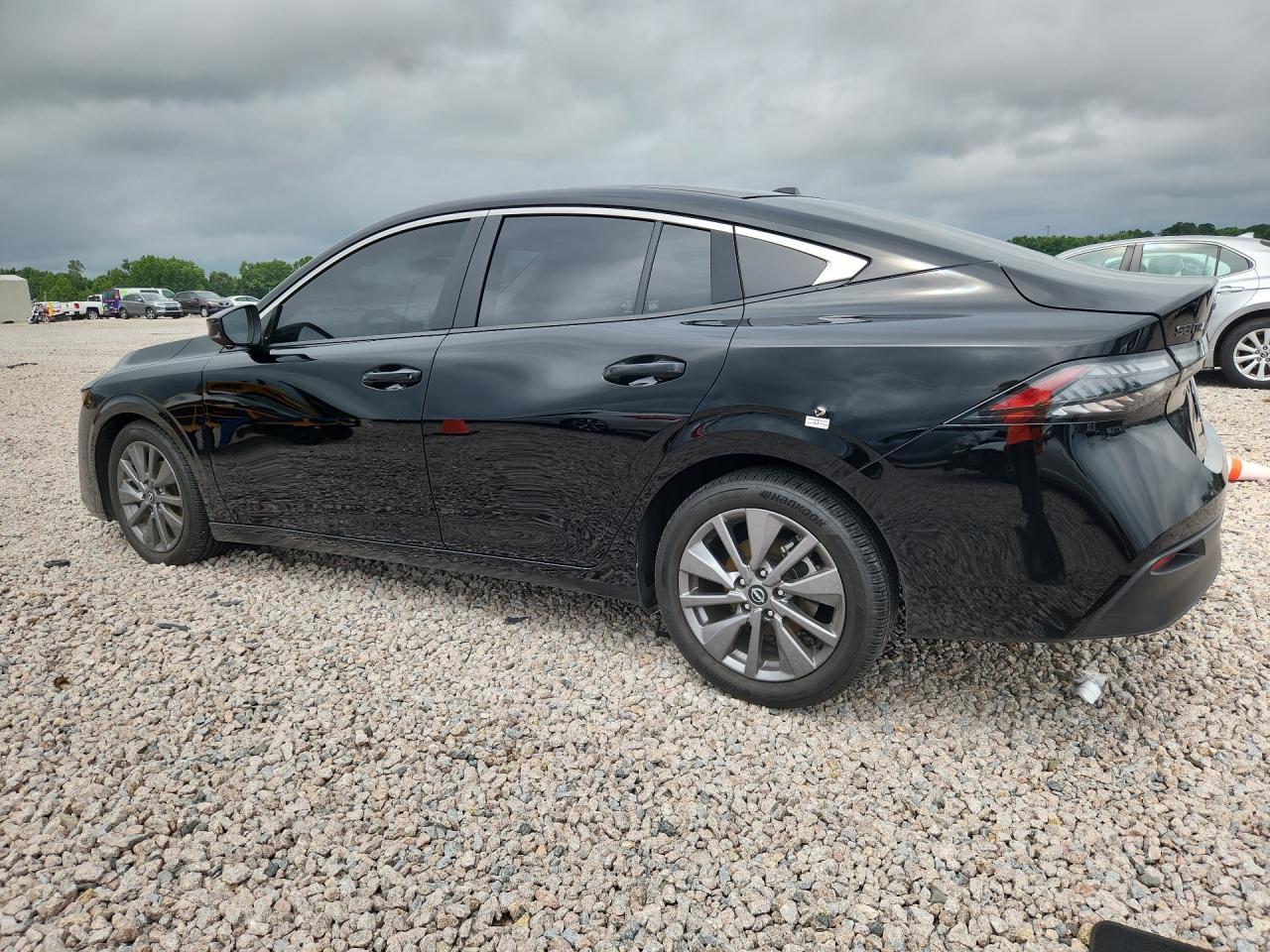 2026 Nissan Sentra Sl - Image 2