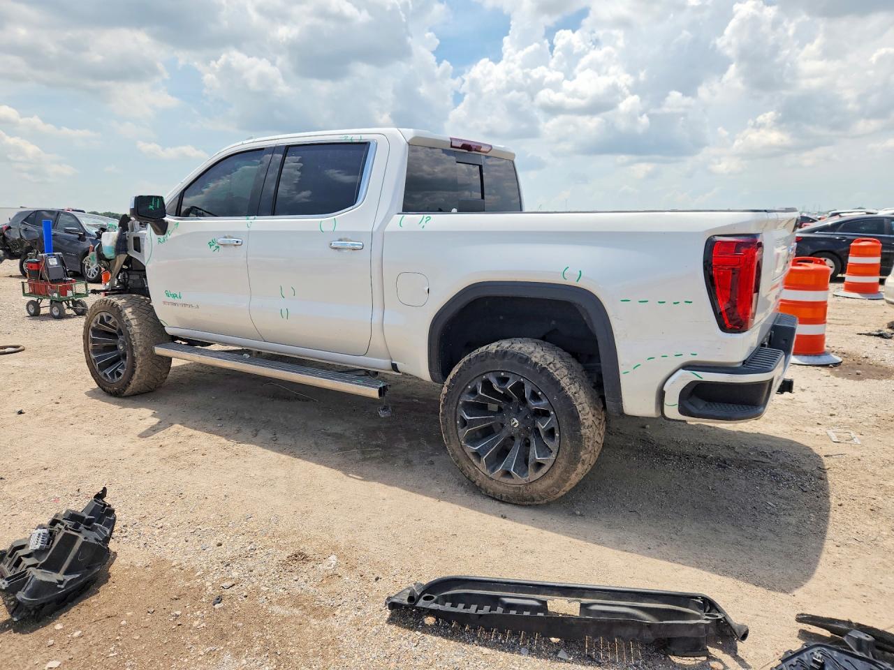 2022 GMC Sierra K1500 Denali - Фото 2