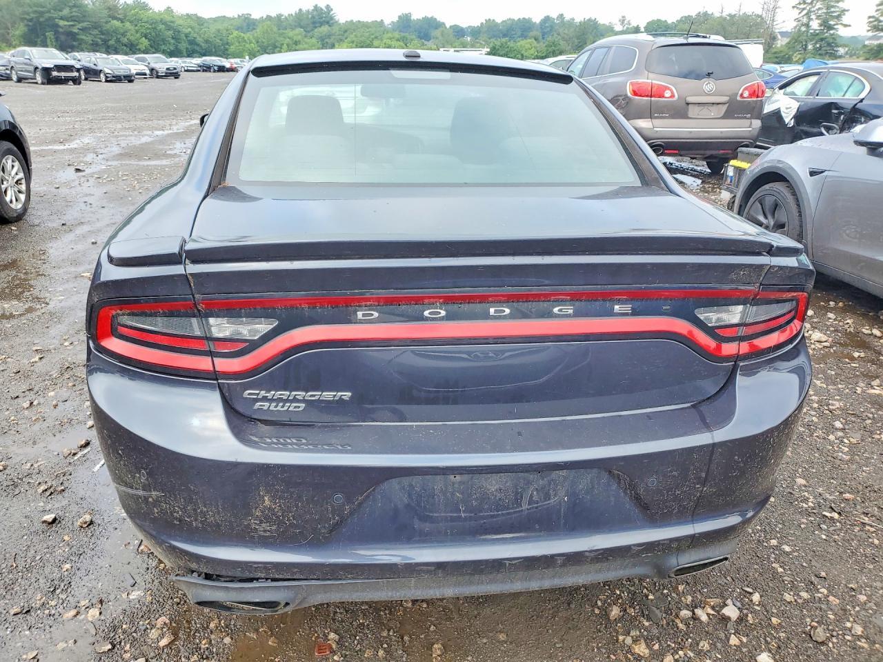 2016 Dodge Charger Se - Image 6