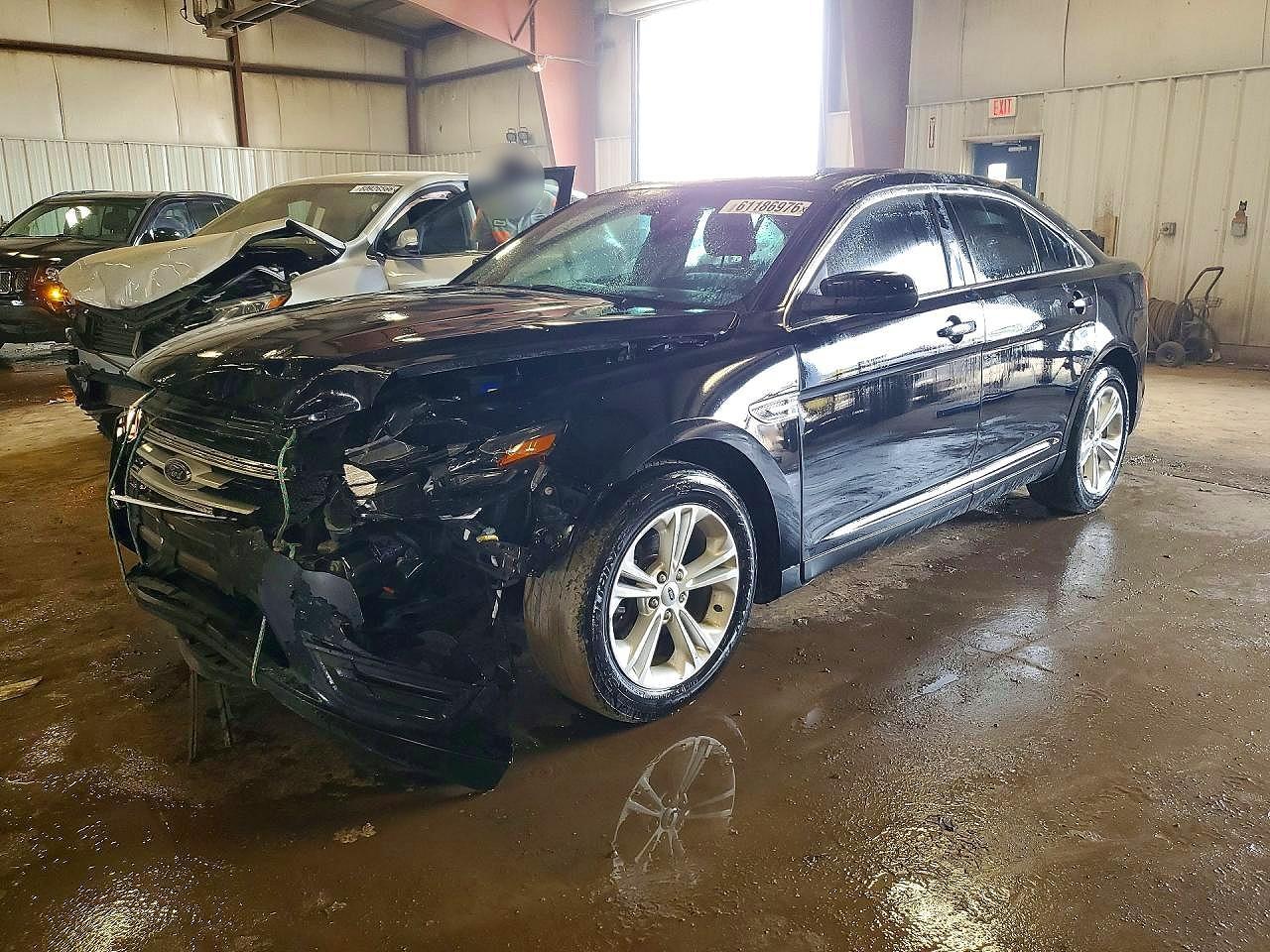 2017 Ford Taurus Sel