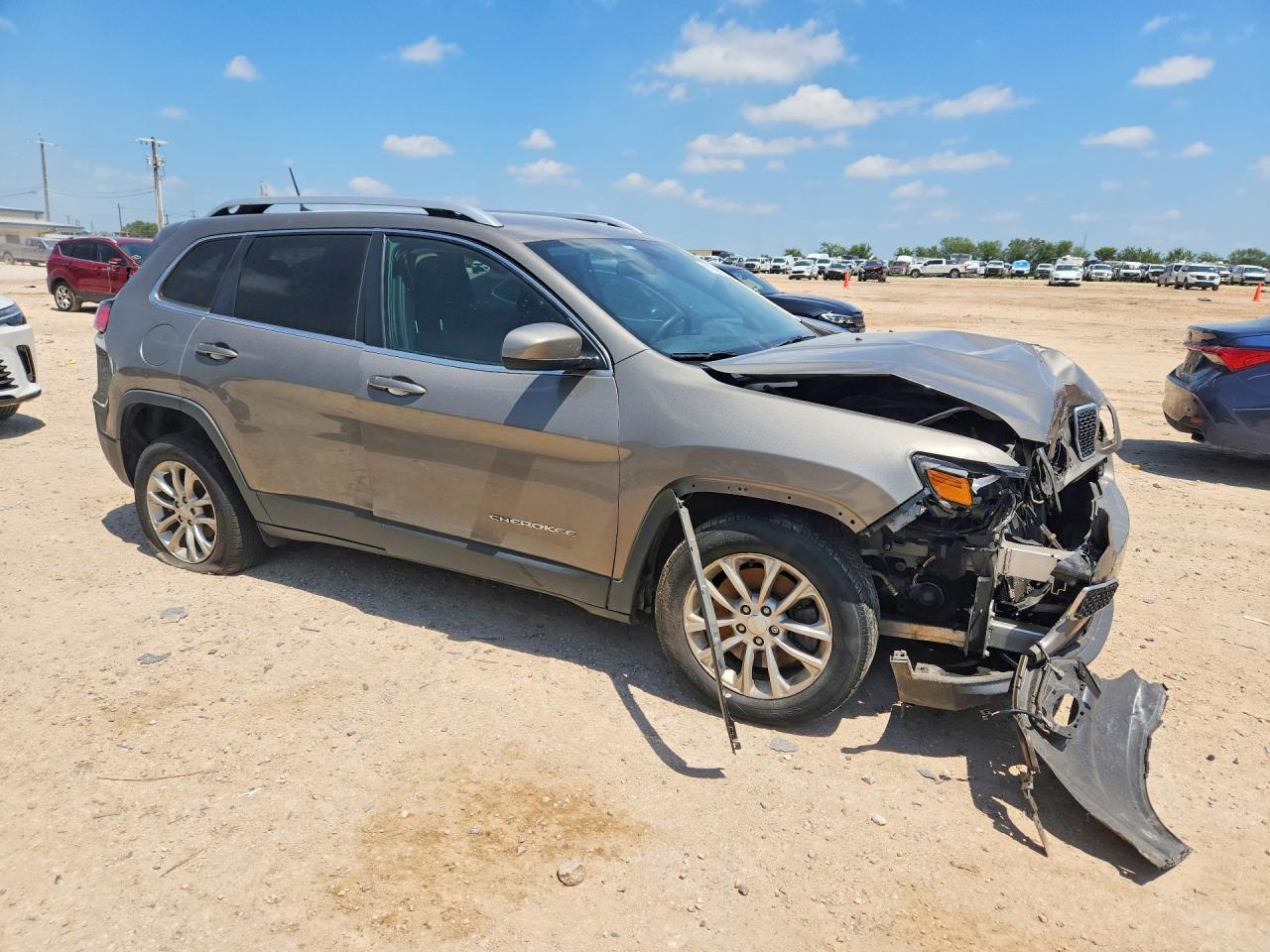 2019 Jeep Cherokee Latitude - Фото 4