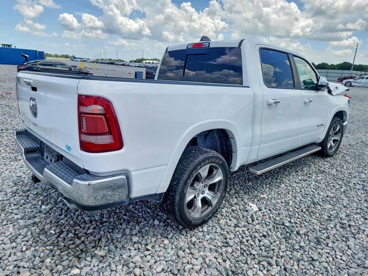 2020 Ram 1500 Laramie - Image 3