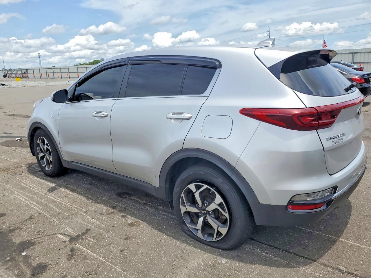 2021 Kia Sportage Lx - Фото 2