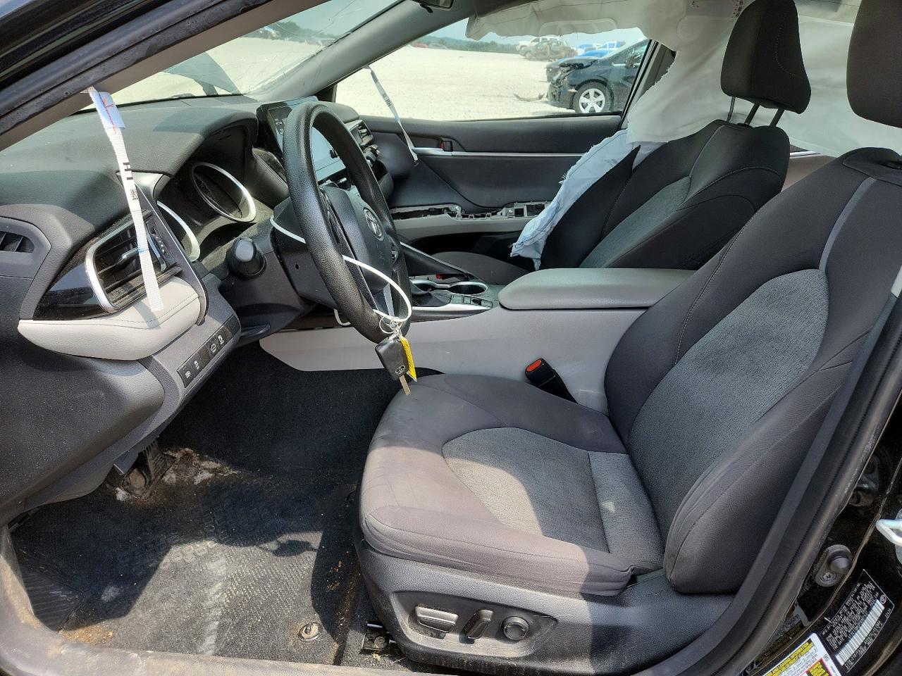 2023 Toyota Camry Le - Фото 7