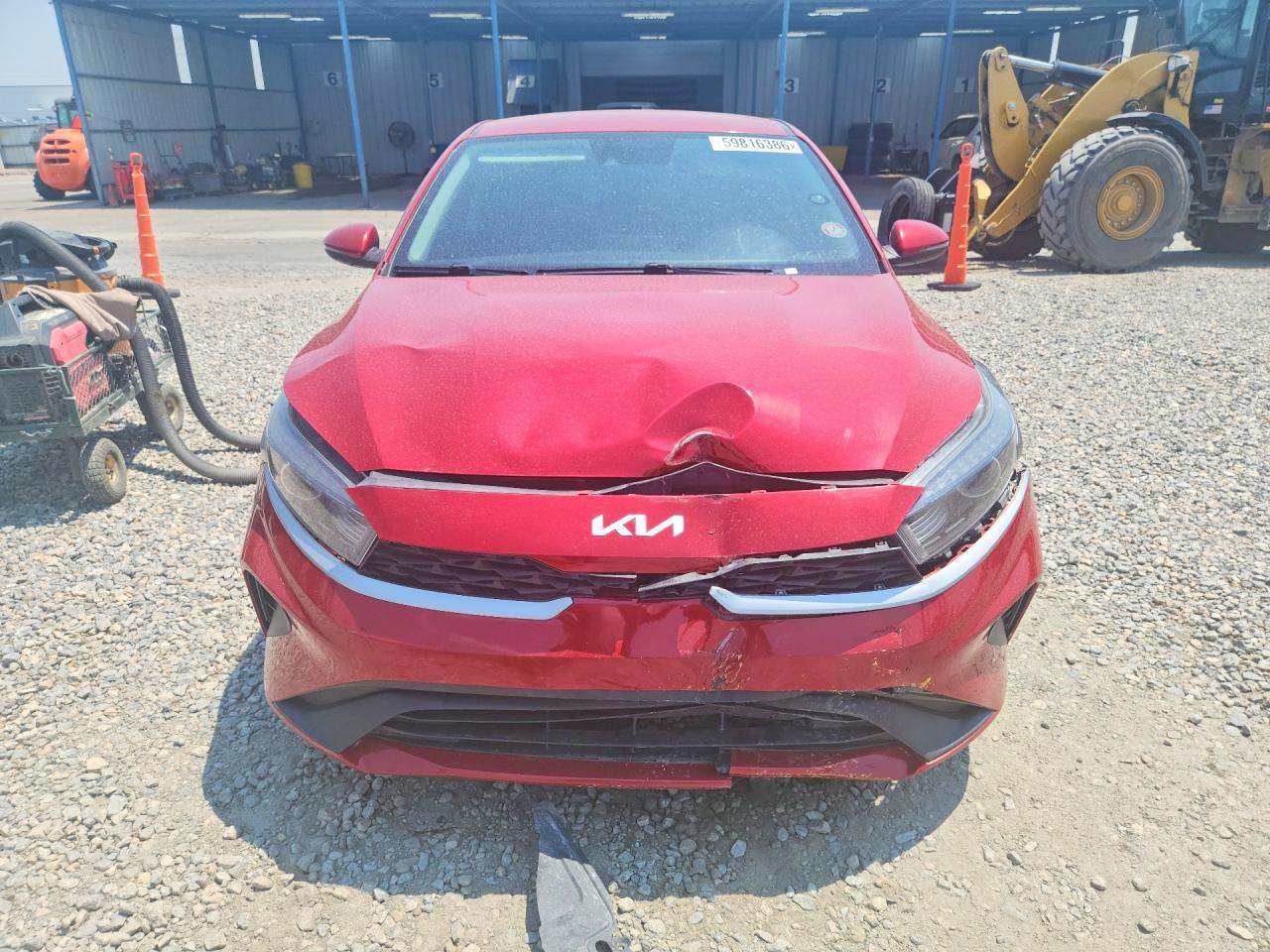 2022 Kia Forte Lxs - Image 5
