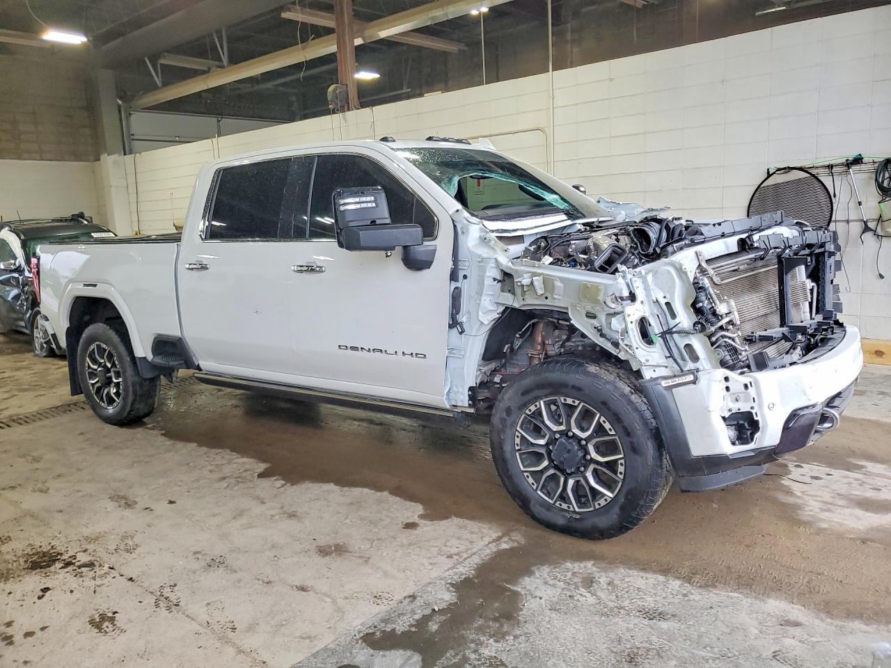 2024 GMC Sierra K3500 Denali Ultimate - Фото 4