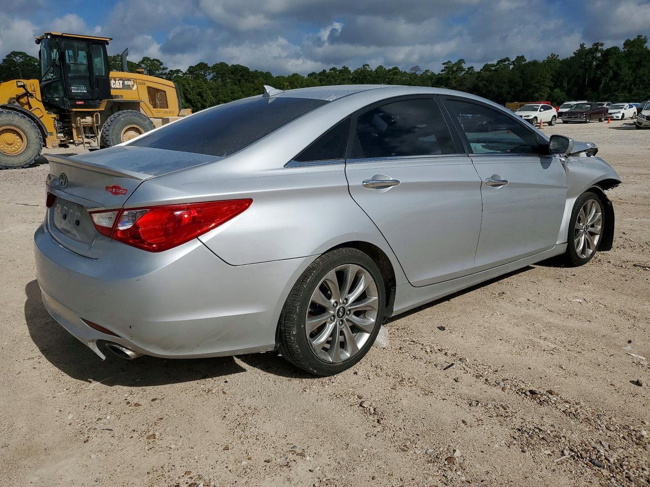 2013 Hyundai Sonata Se - Фото 3