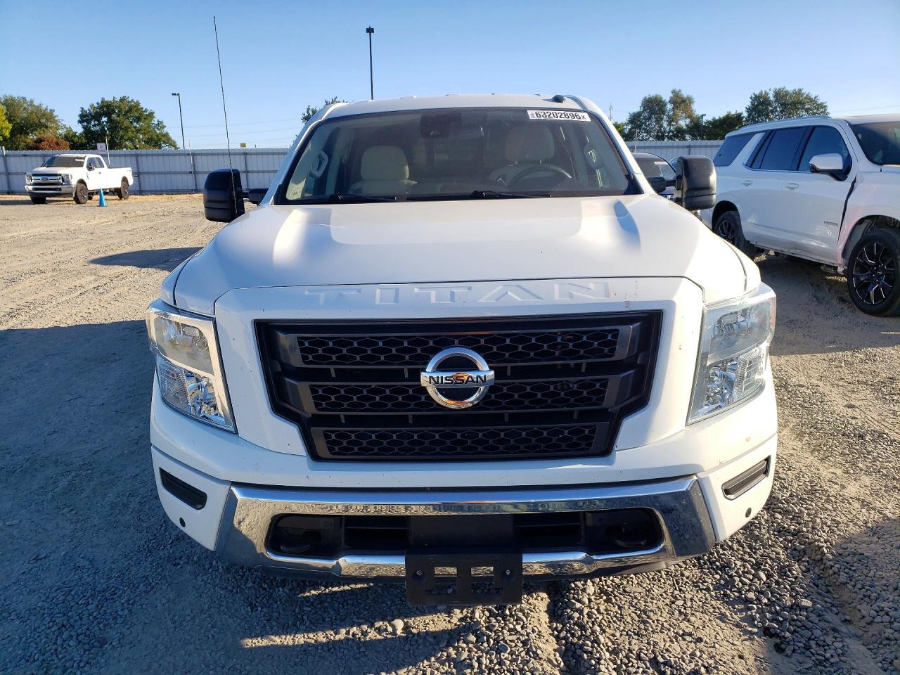 2021 Nissan Titan Sv - Фото 5