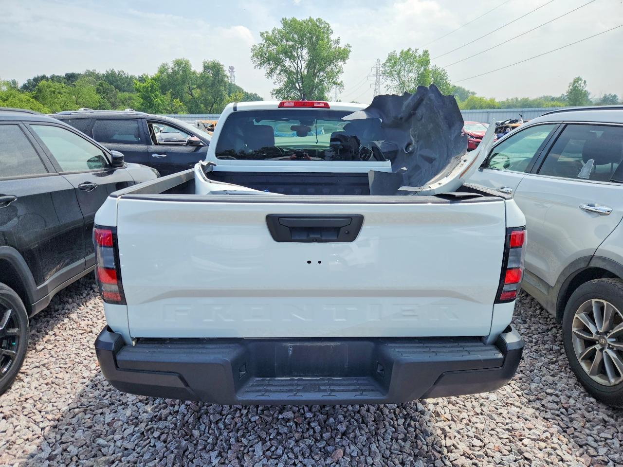 2024 Nissan Frontier S - Фото 6