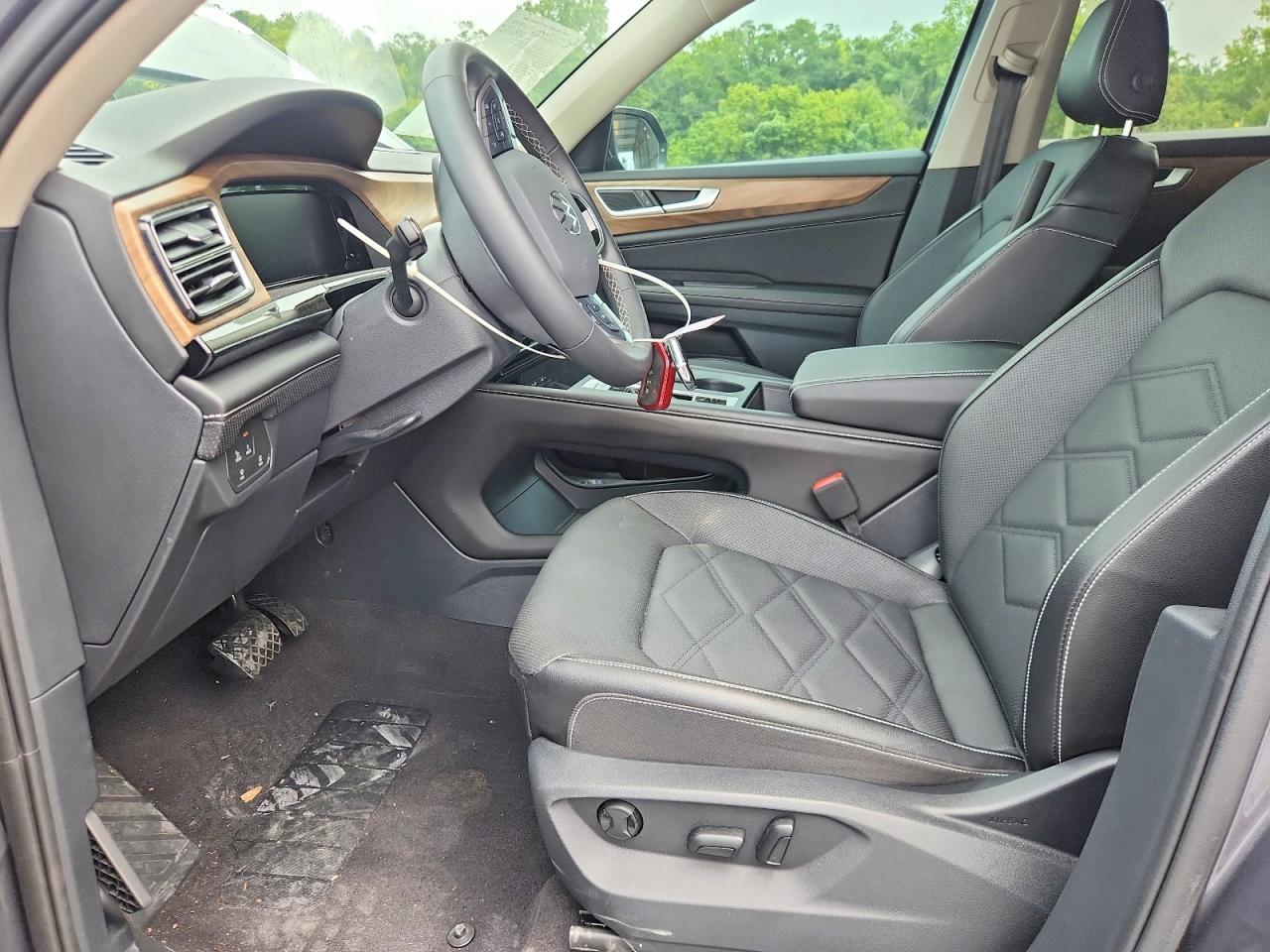 2024 Volkswagen Atlas Se - Image 7