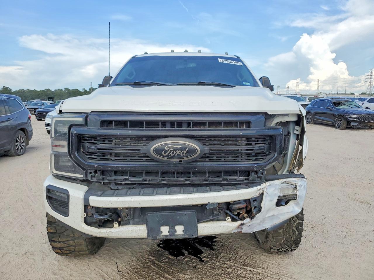 2021 Ford F250 Super Duty - Фото 5