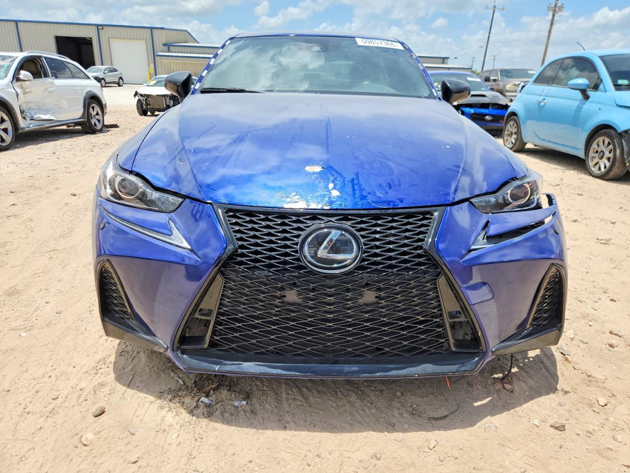 2018 Lexus Is 300 - Image 5