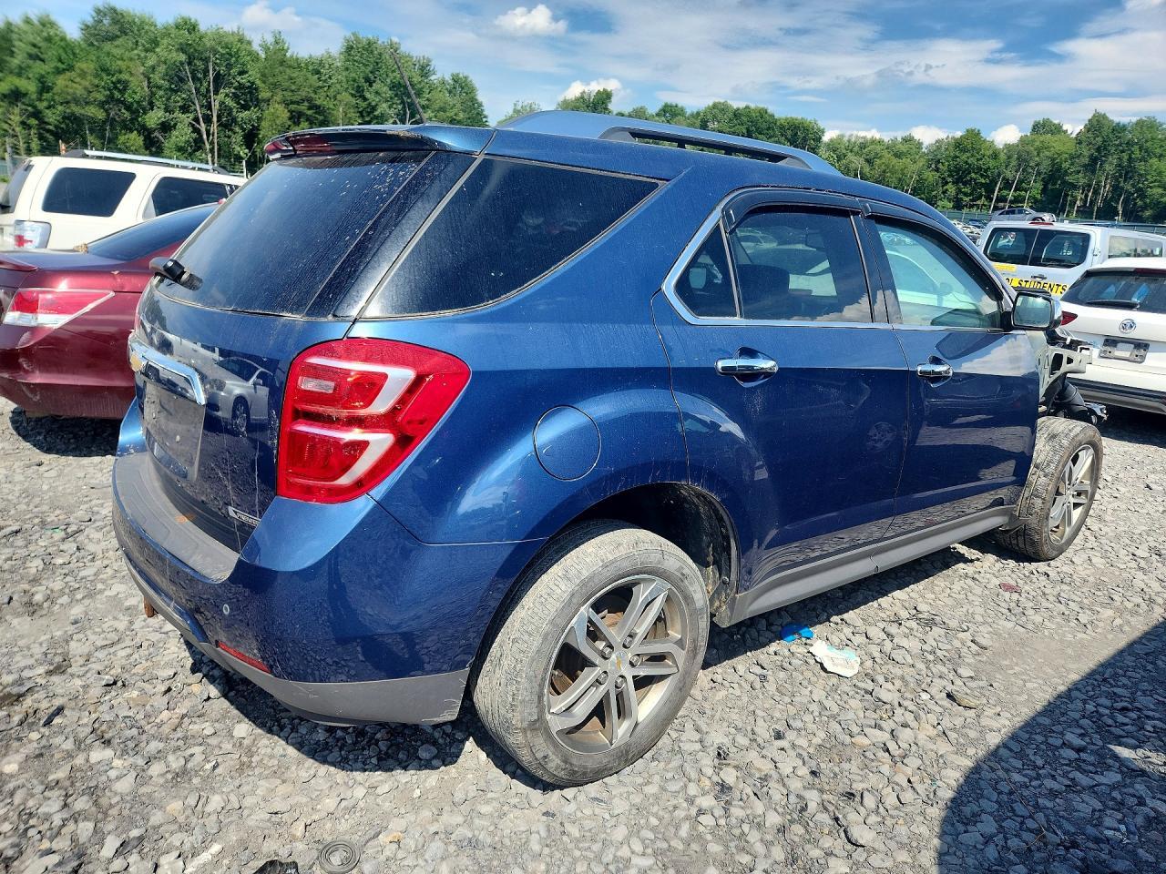 2017 Chevrolet Equinox Premier - Image 3