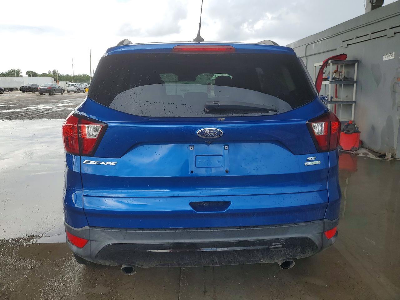 2019 Ford Escape Se - Image 6