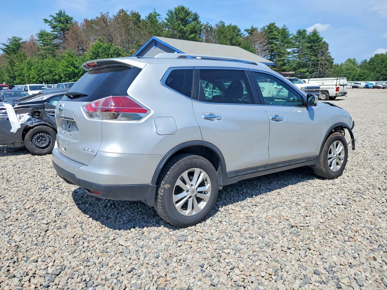 2016 Nissan Rogue Sv - Фото 3