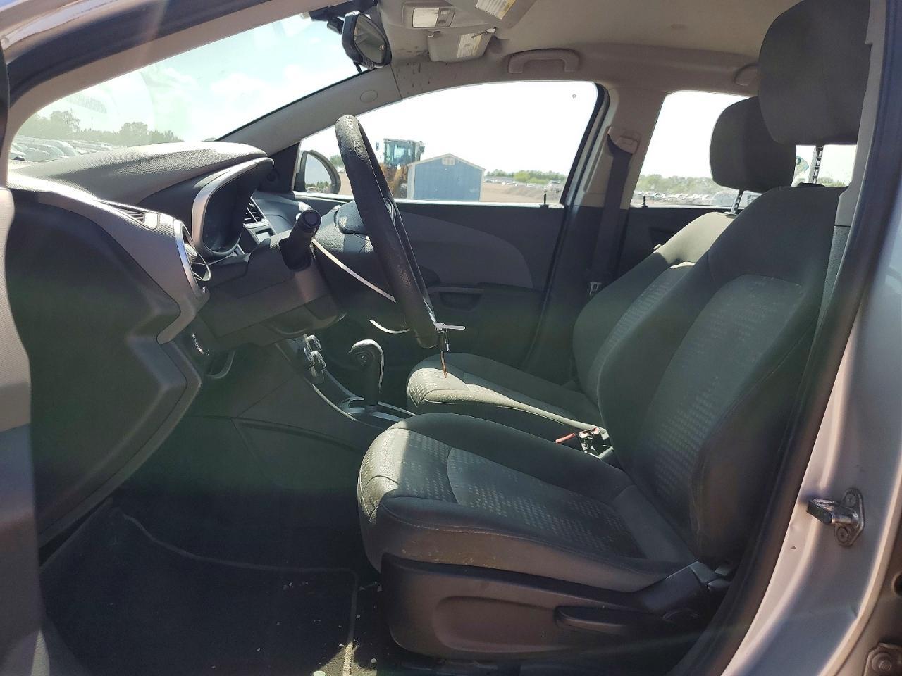 2017 Chevrolet Sonic Ls - Фото 7