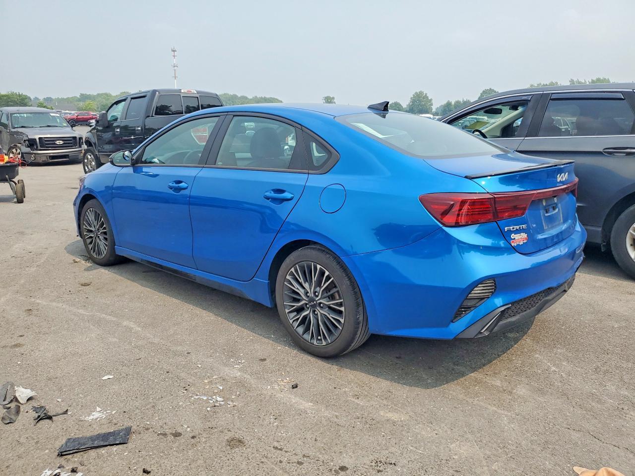 2023 Kia Forte Gt Line - Фото 2