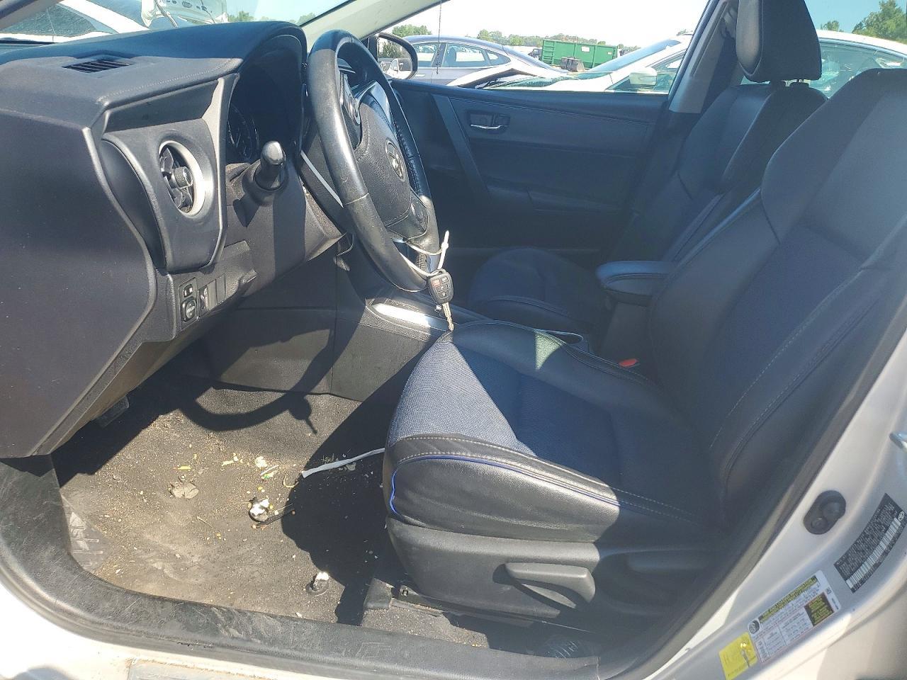 2018 Toyota Corolla Se - Фото 7