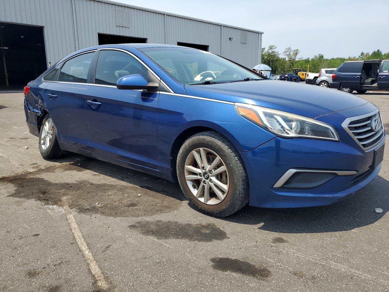 2017 Hyundai Sonata Se - Фото 4