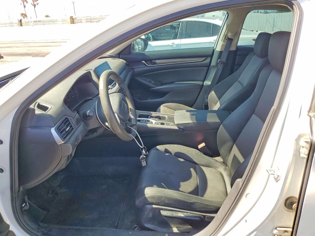2021 Honda Accord Hybrid - Фото 7