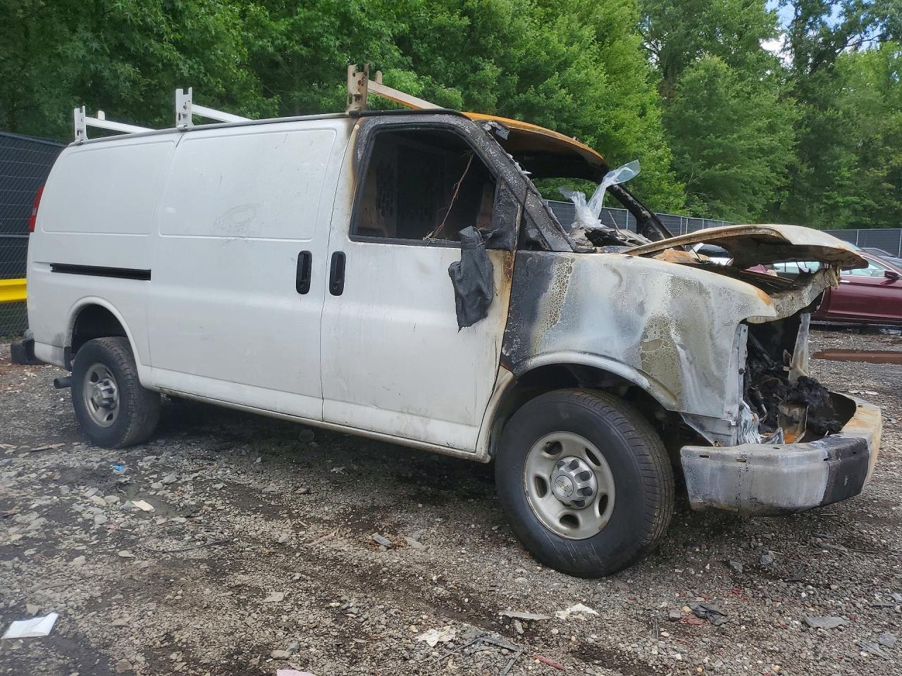 2021 Chevrolet Express G3500 - Фото 4