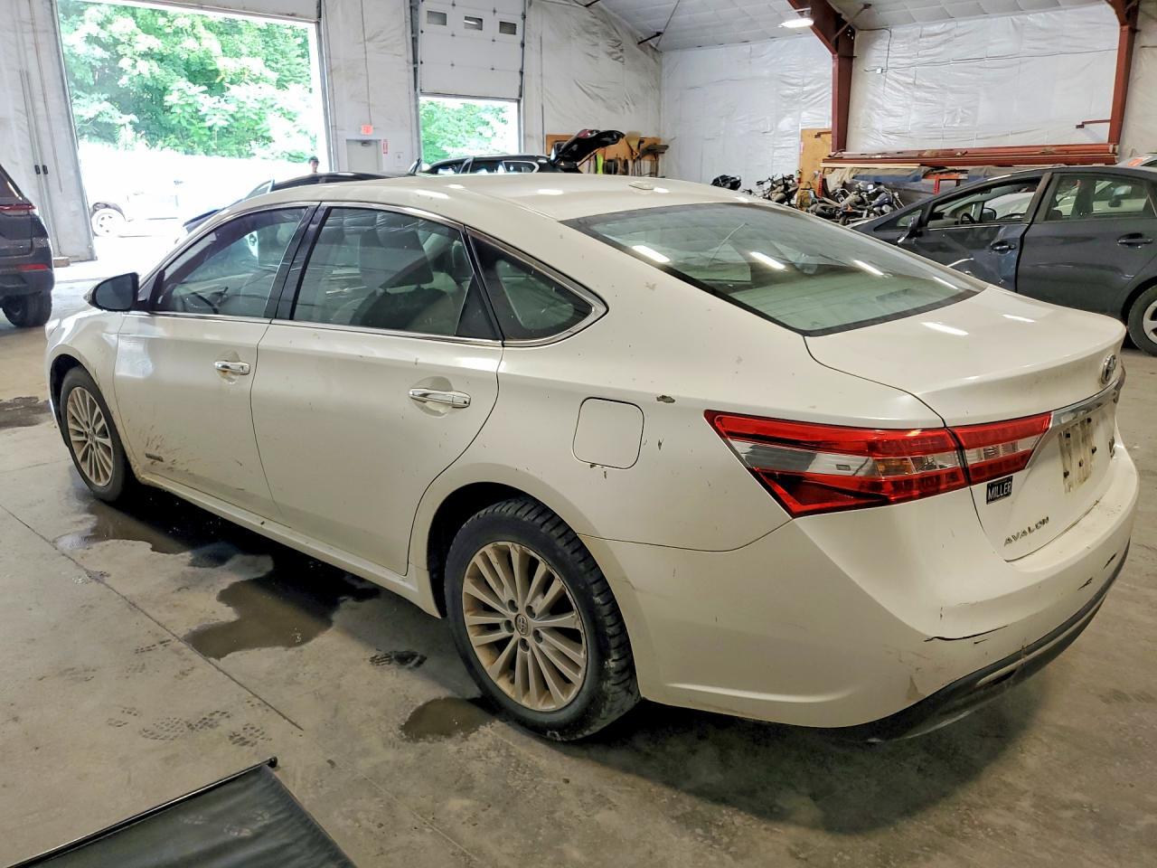 2013 Toyota Avalon Hybrid Xle Touring - Фото 2