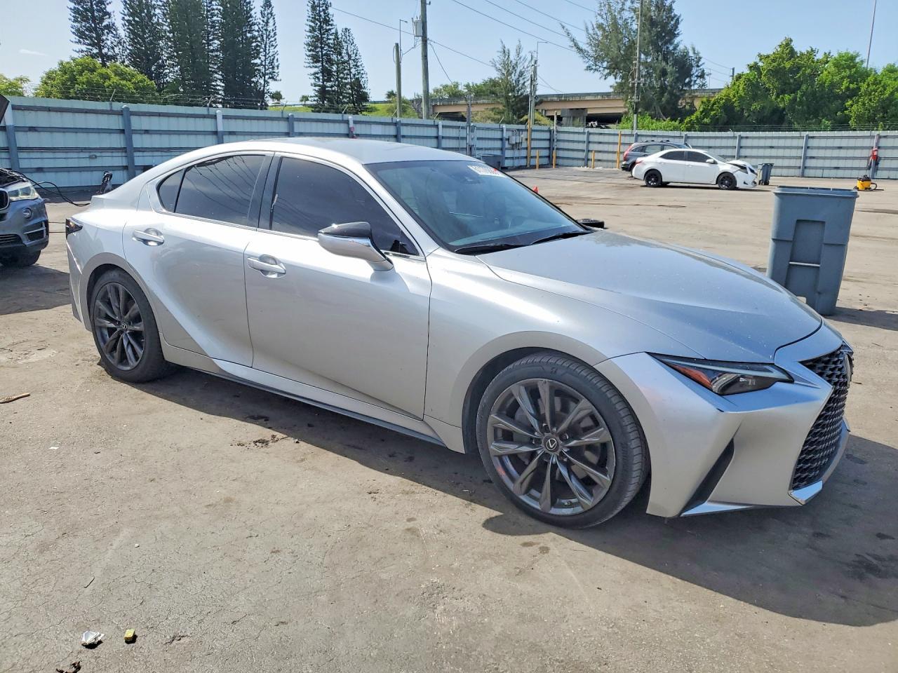 2021 Lexus Is 300 - Image 4