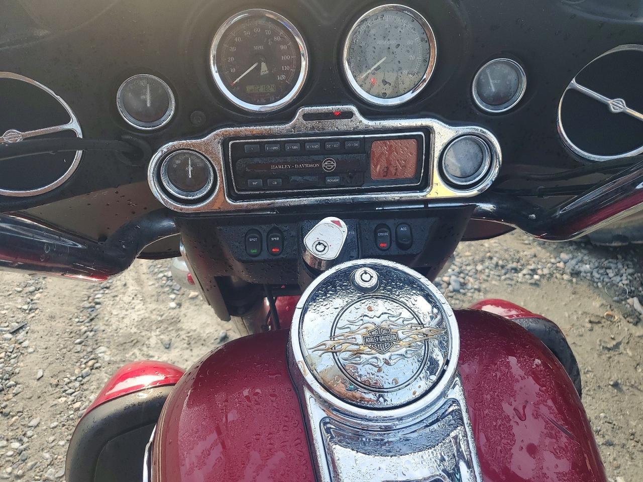 2005 Harley-Davidson Flhtcui - Фото 7