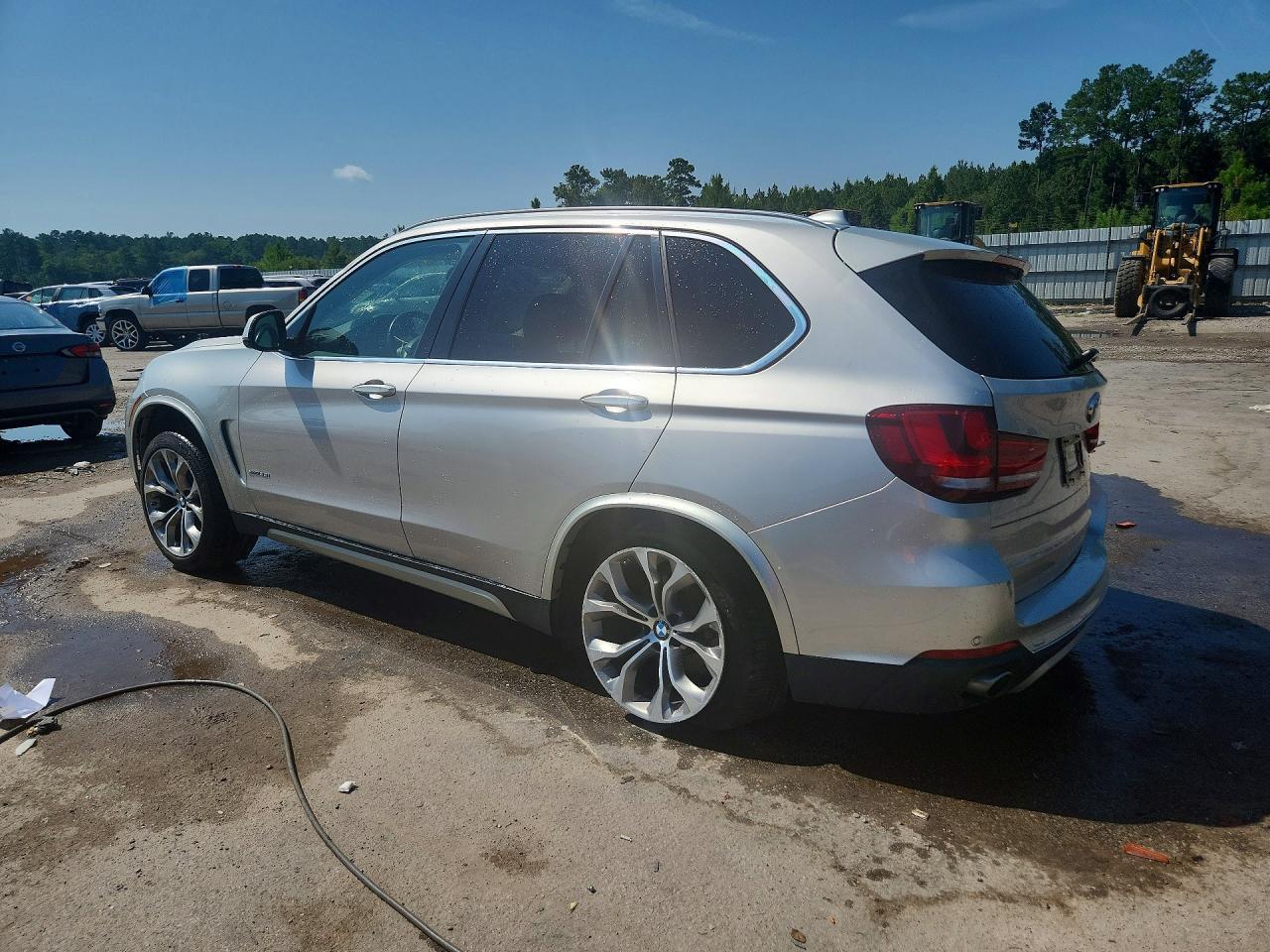 2016 BMW X5 xDrive35I - Фото 2