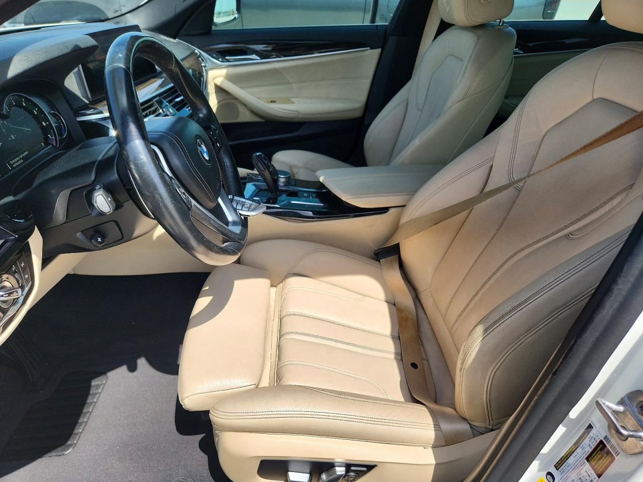 2019 BMW 530 Xi - Фото 7