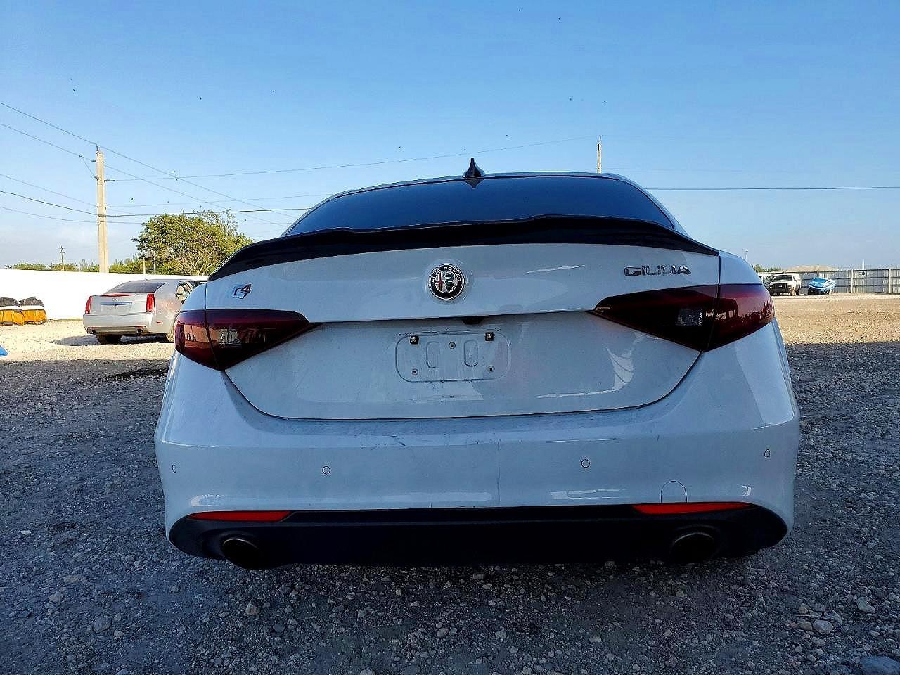 2018 Alfa Romeo Giulia Q4 - Фото 6