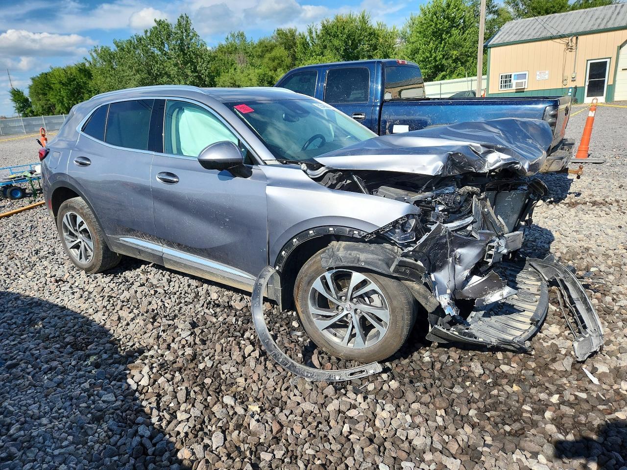 2022 Buick Envision Essence - Фото 4