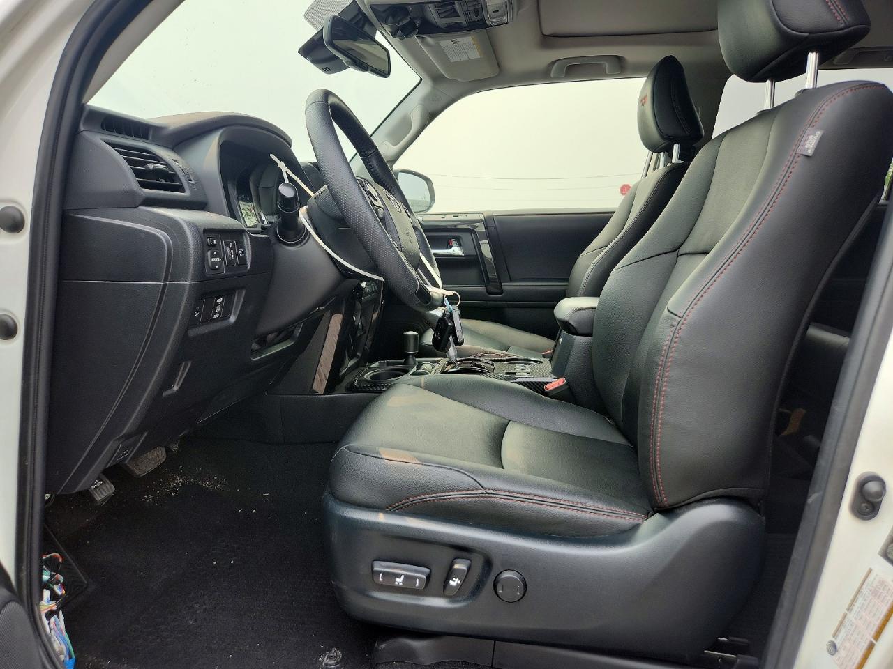 2021 Toyota 4 Run - Image 7