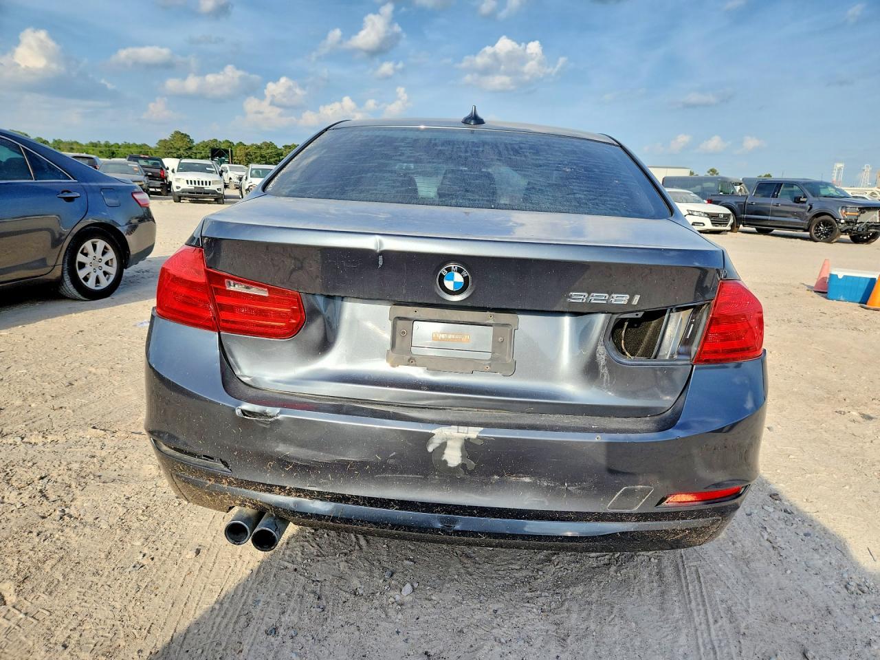 2013 BMW 328 I - Image 6