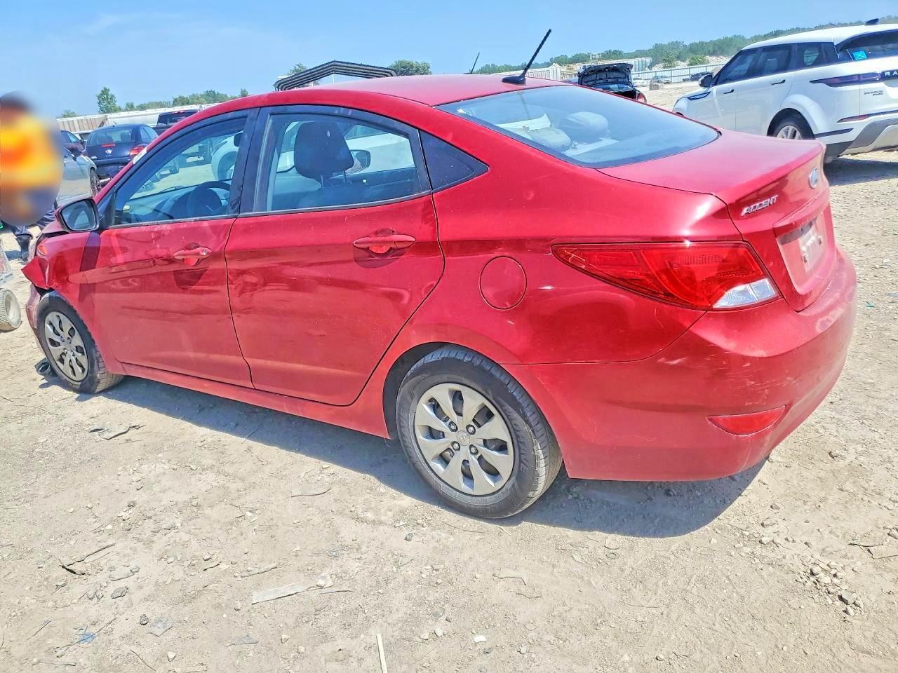 2016 Hyundai Accent Se - Image 2