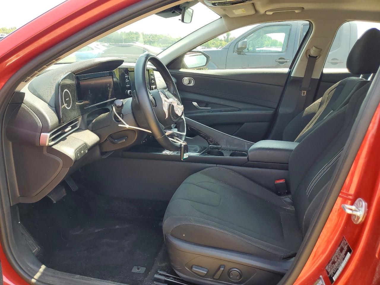 2021 Hyundai Elantra Sel - Фото 7