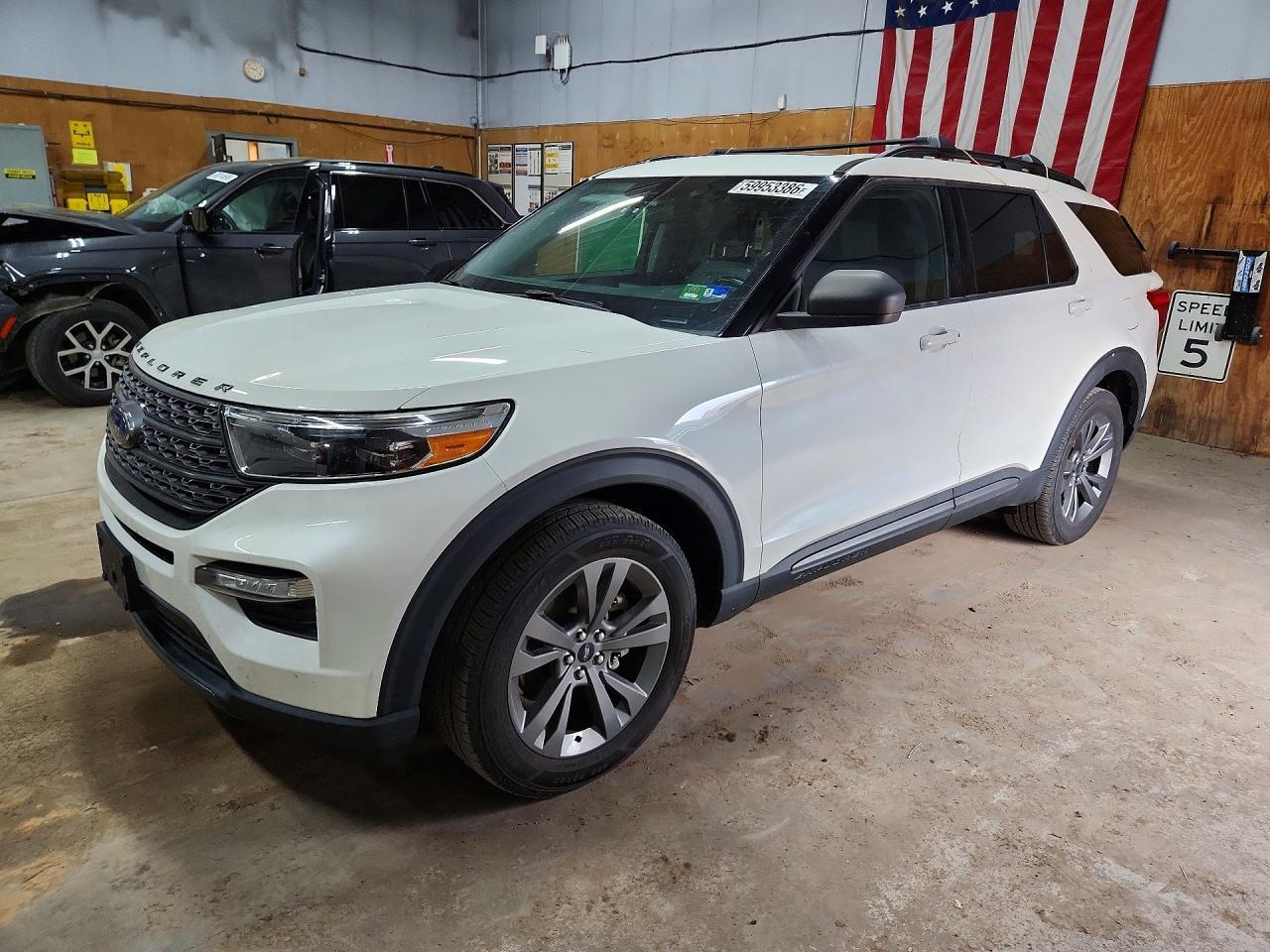 2021 Ford Explorer Xlt