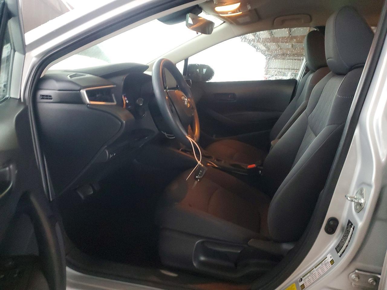 2022 Toyota Corolla Le - Фото 7