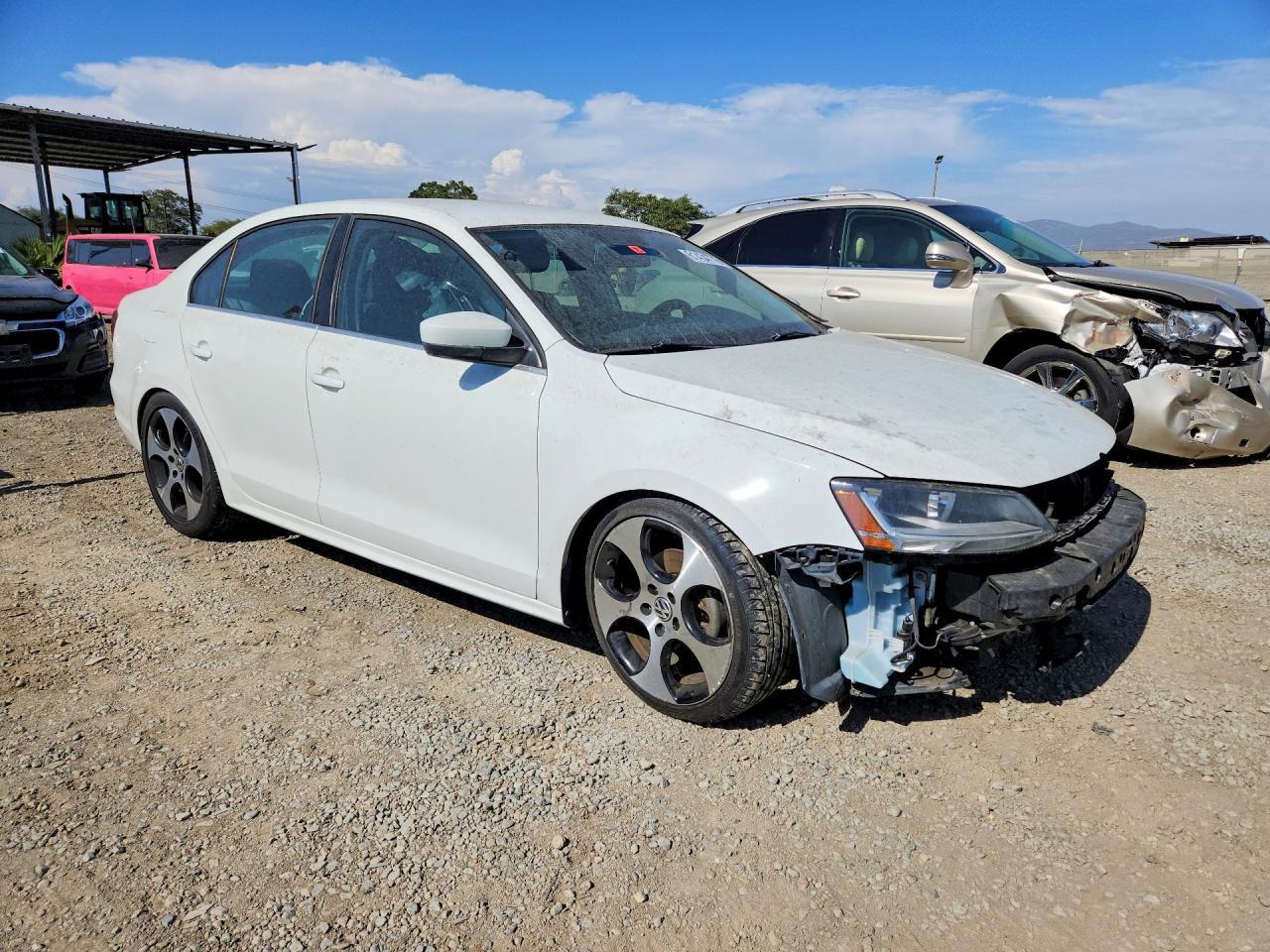 2017 Volkswagen Jetta S - Фото 4