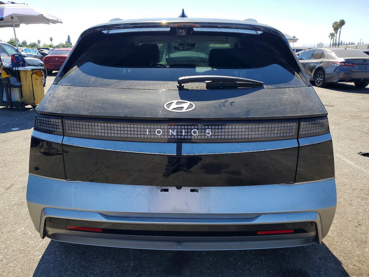 2025 Hyundai Ioniq 5 Limited - Image 6