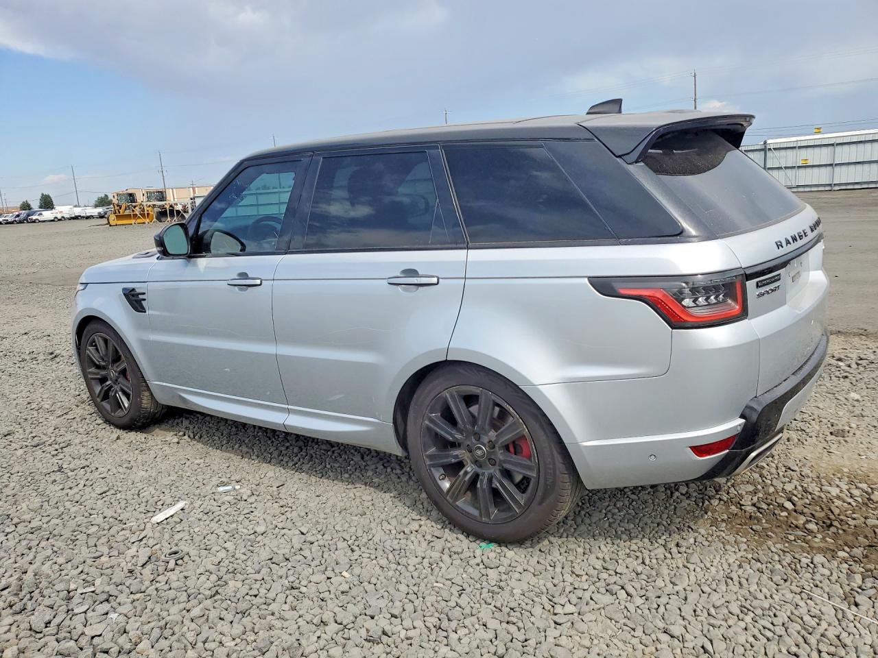 2018 Land Rover Range Rover Sport Hse Dynamic - Image 2